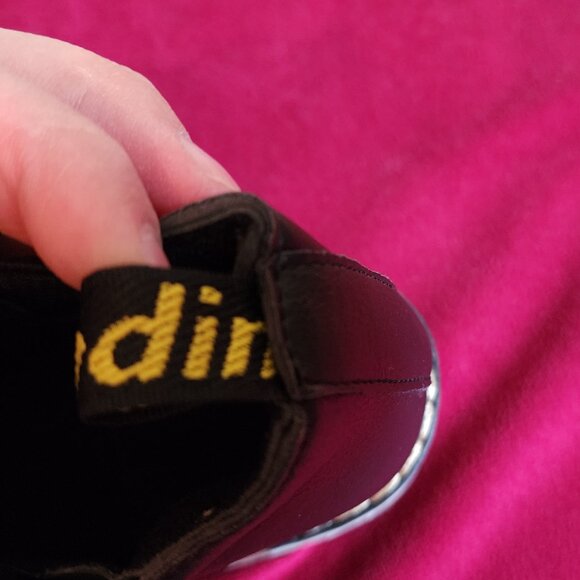 Chelsea Leather Boots Side Zip Flat with Elastic Side Tabs Sizing EU 22 US 6 - Picture 9 of 9